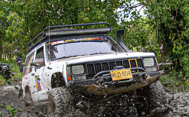 Qu'est-ce qu'un boîtier de transfert sur une voiture?